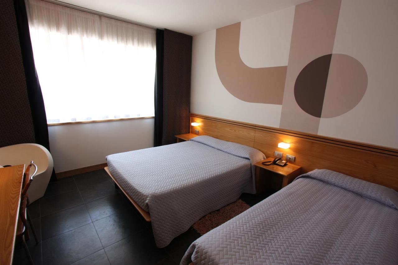 Hotel Europa Belluno Exterior photo