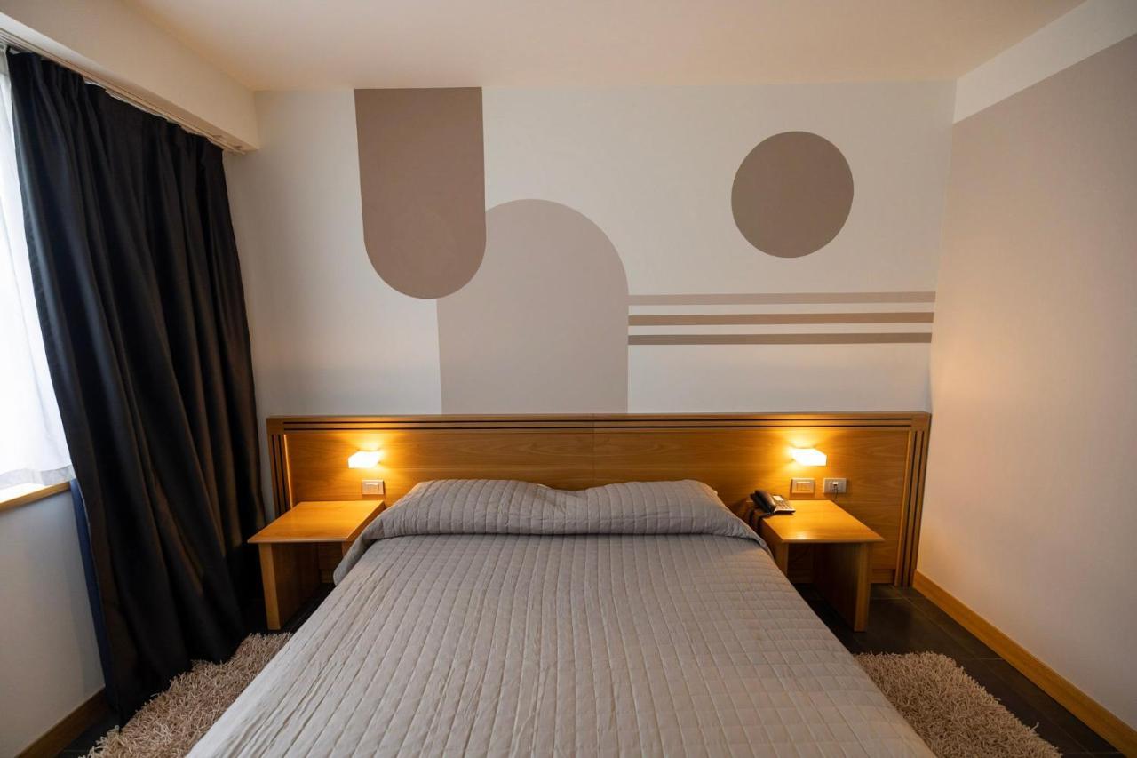 Hotel Europa Belluno Exterior photo