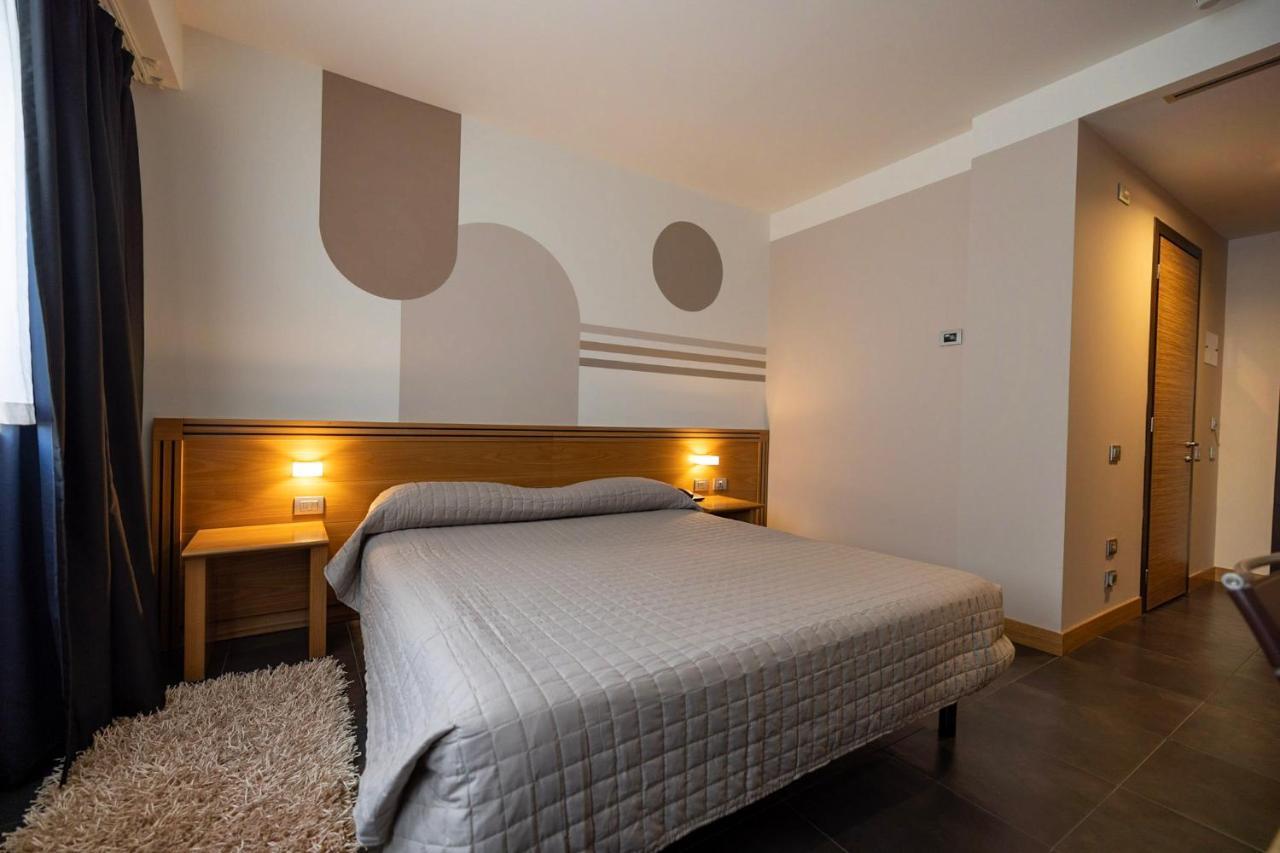 Hotel Europa Belluno Exterior photo