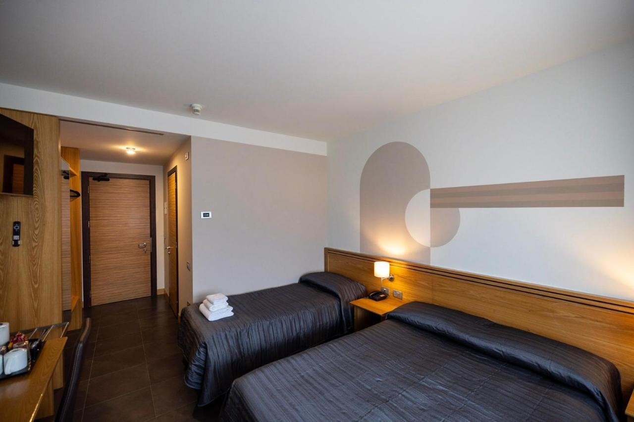Hotel Europa Belluno Exterior photo