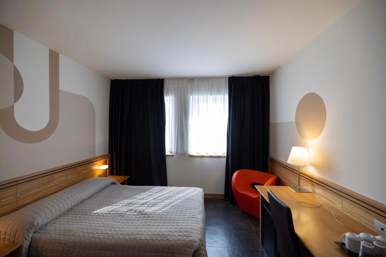Hotel Europa Belluno Exterior photo