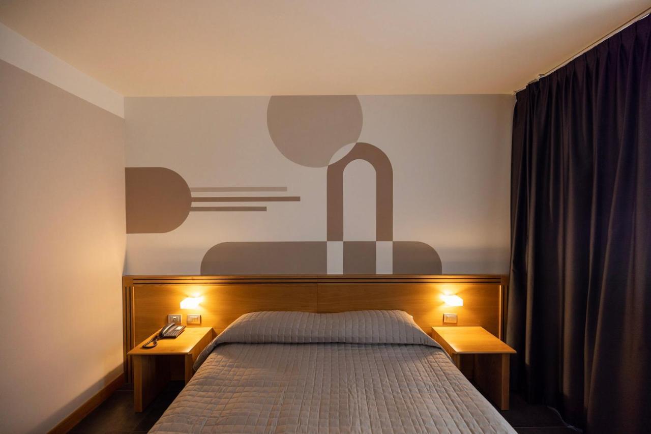 Hotel Europa Belluno Exterior photo