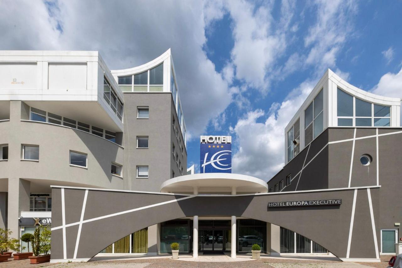 Hotel Europa Belluno Exterior photo